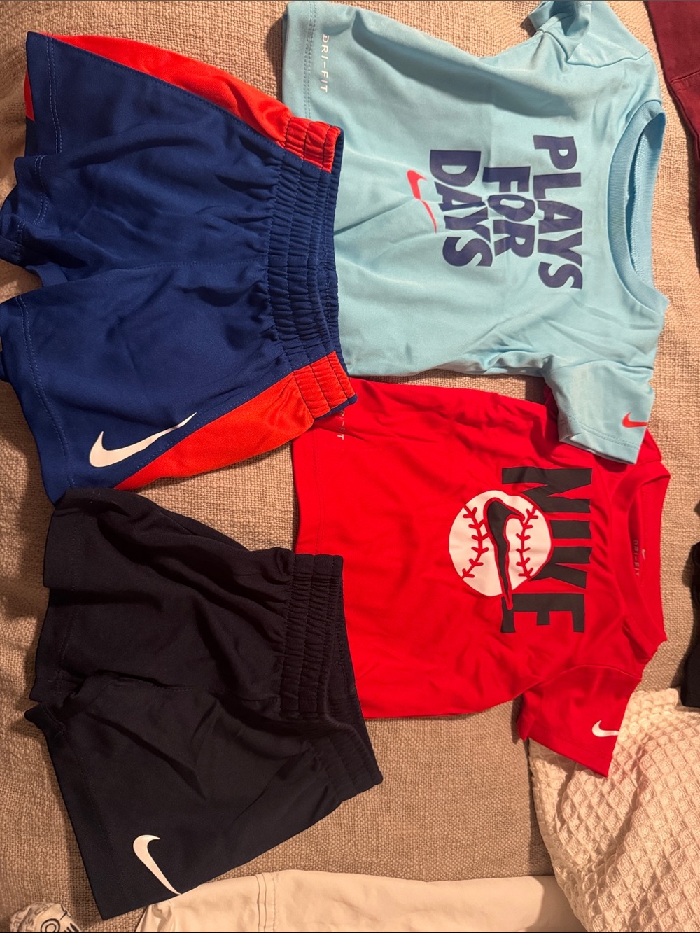 Nike Kids Active Sets - Light Blue, Red, Navy